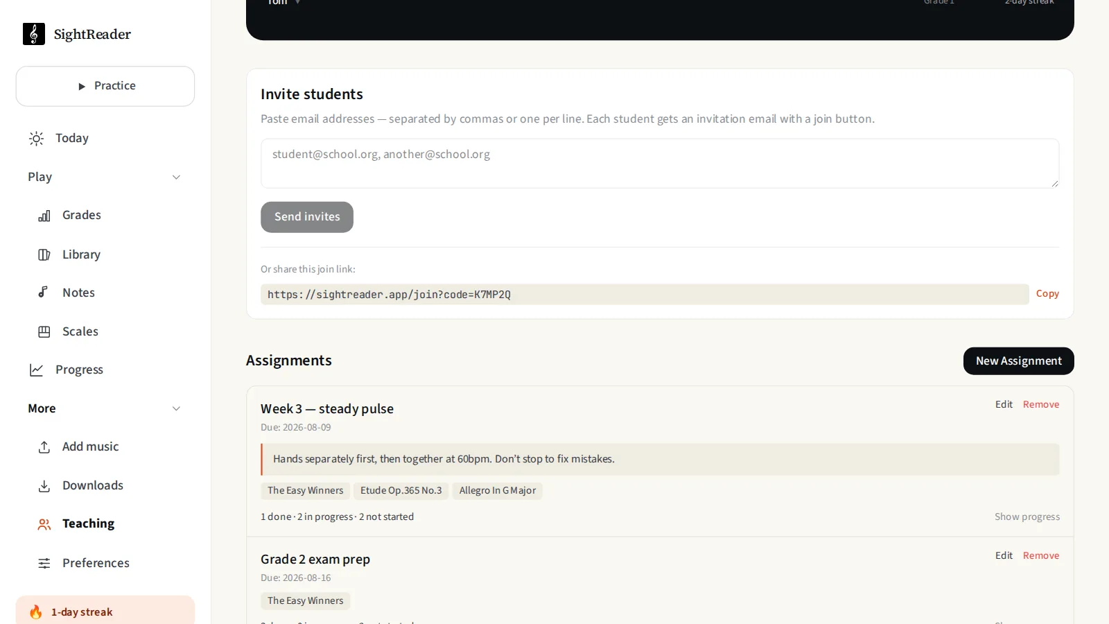 The invite panel on a SightReader class page, with a box for pasting email addresses and a copyable join link